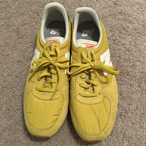 New Balance 220 Retro Mustard Yellow Running Sneakers - Picture 3 of 5